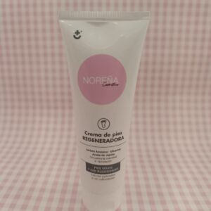 CREMA DE PIES REGENERADORA. NOREÑA COSMETICS